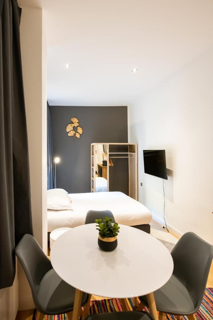 Le St Germain - Petillant Studio Decore Avec Gout En Centre-Ville 리옹 외부 사진