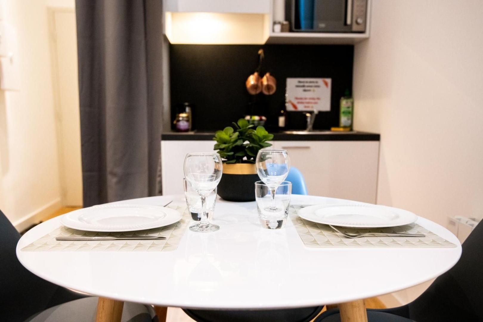 Le St Germain - Petillant Studio Decore Avec Gout En Centre-Ville 리옹 외부 사진